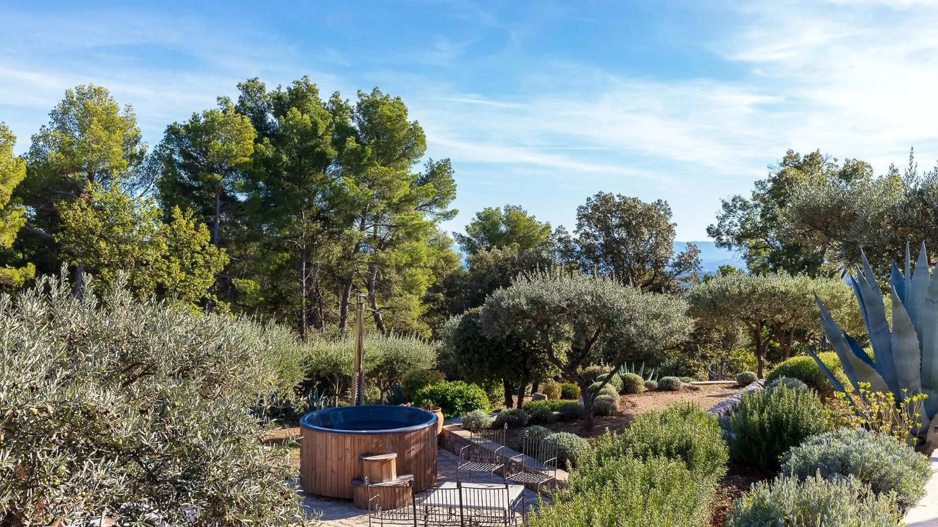 La Bastide De Tourtour Hotel & Spa