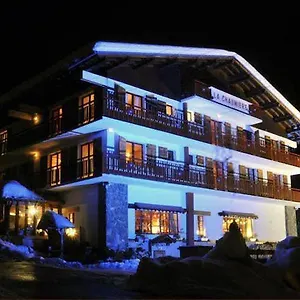 La Chaumiere 3* Morzine